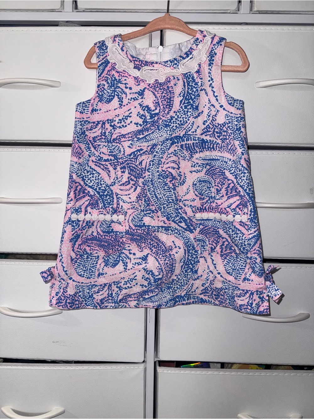 Lilly Pulitzer Girls Little Lilly Shift Dress 3T Coastal Blue Maybe Gator Pink